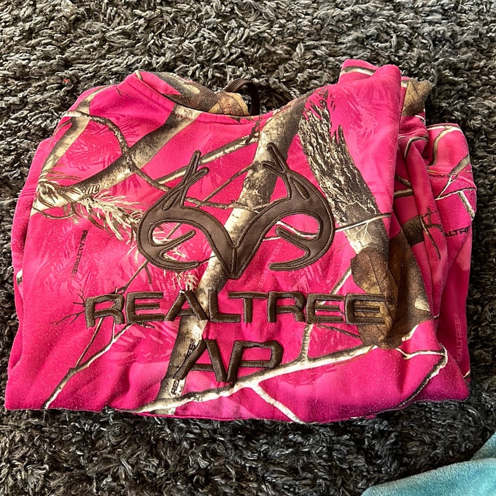 Realtree Hoodie, Fairly worn